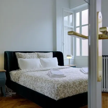 Luxury In Center Of