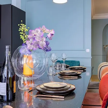 Luxury In Center Of 니스