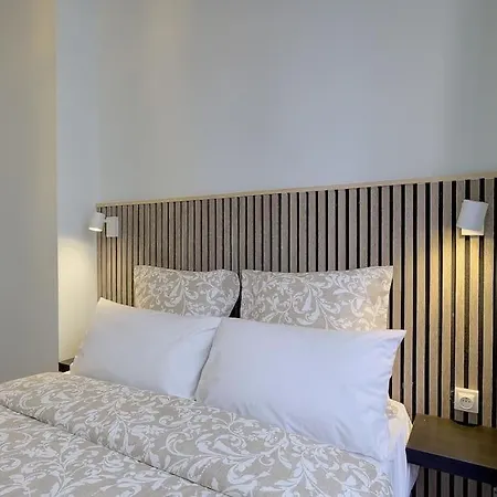 Luxury In Center Of