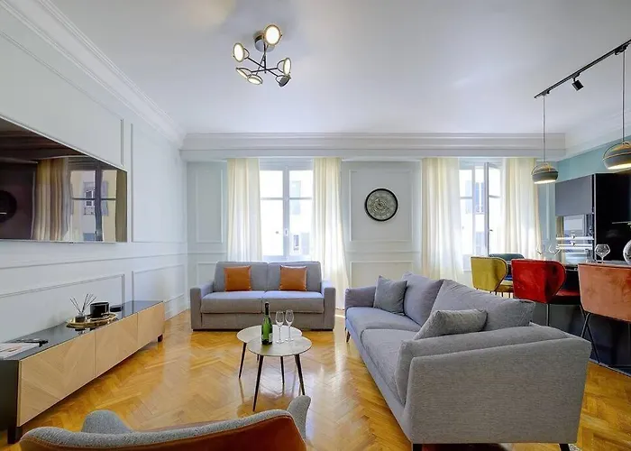 아파트 Luxury In Center Of *