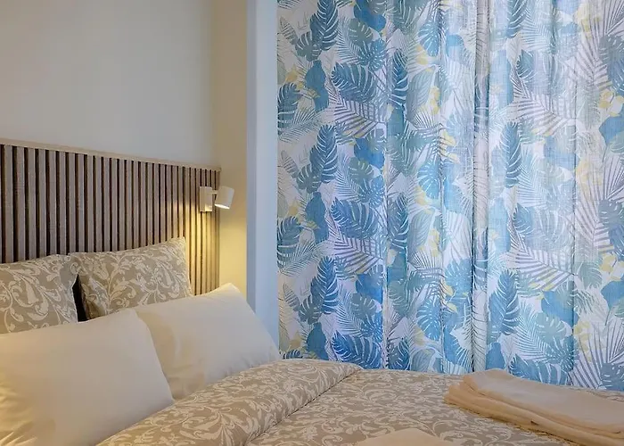 Luxury In Center Of *