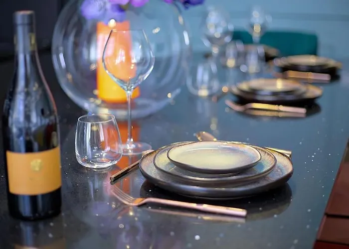 Luxury In Center Of 니스