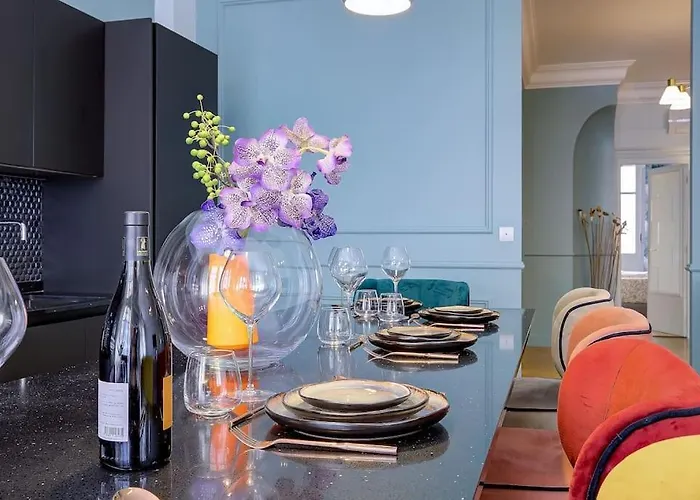 Luxury In Center Of 니스